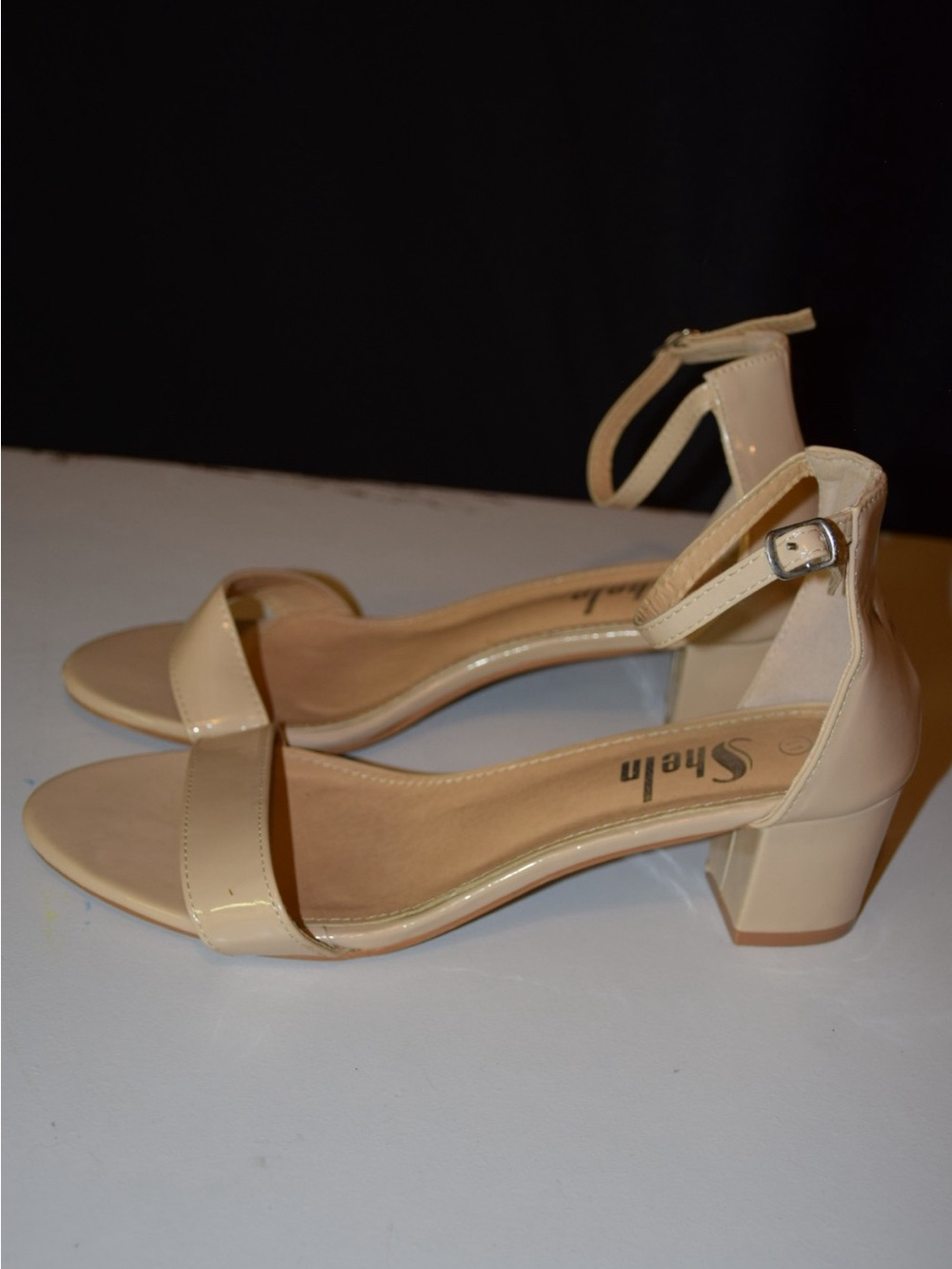 Sheln Women's Beige Ankle Strap Block Heel Sandals Size 11